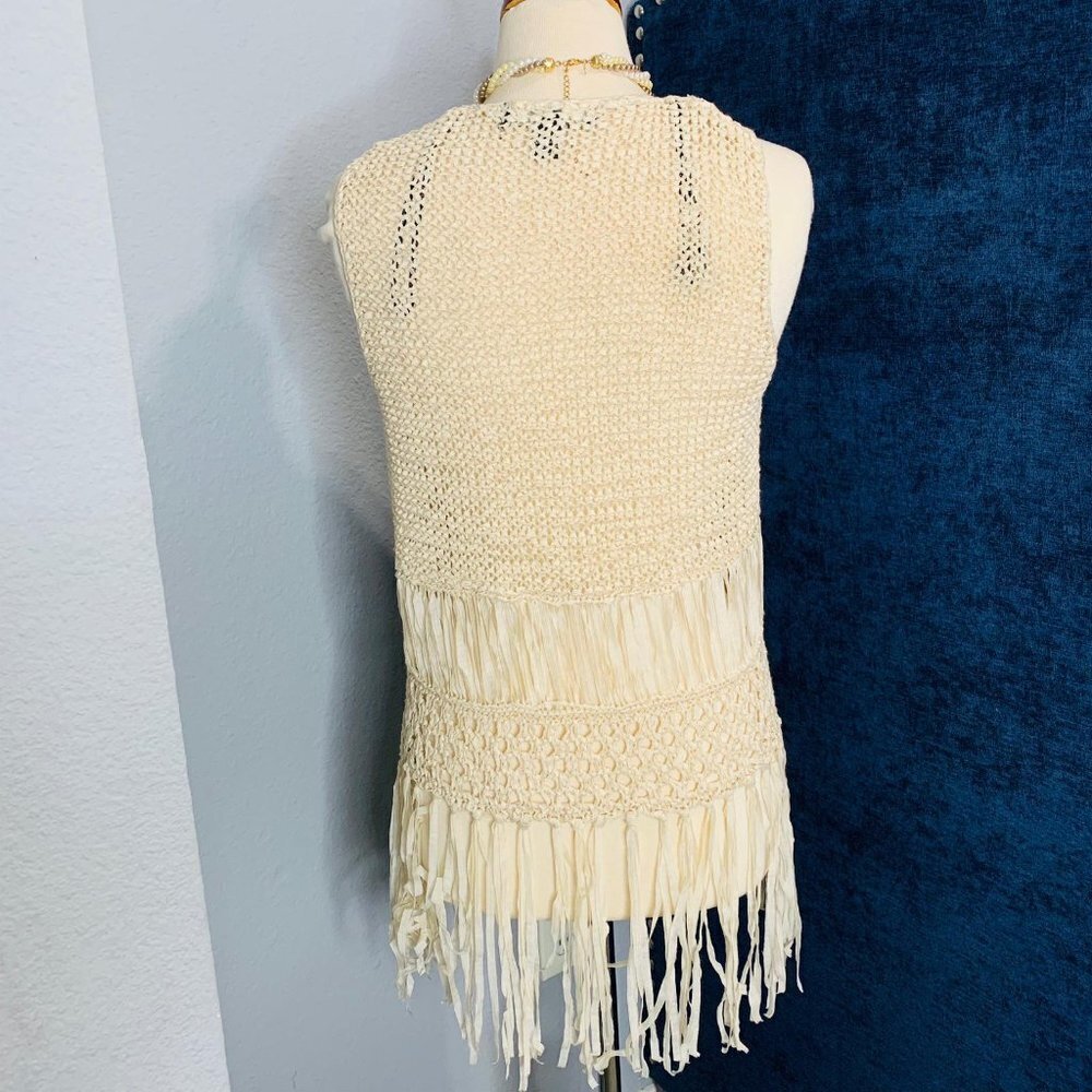 Forever 21 Beige Sleeveless Cardigan Size S - Picture 2 of 8